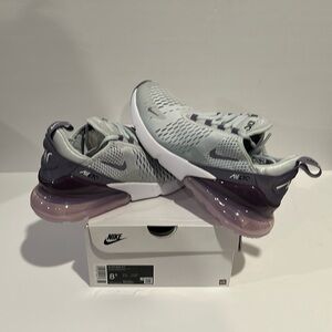 WMNS AIR MAX 270 ‘PURE PLATINUM LILAC BLOOM’ Sz 10 (HF5123-043)